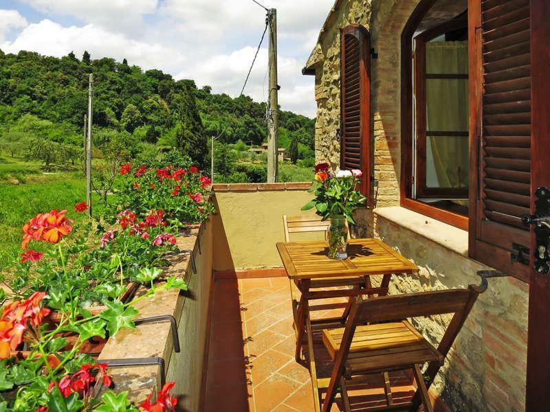 Casa Vacanze Santa Cristina Volterra Exterior foto